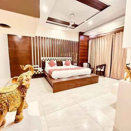 South Inn - Green Park Near Hauz Khas South Delhi Нью-Дели Экстерьер фото