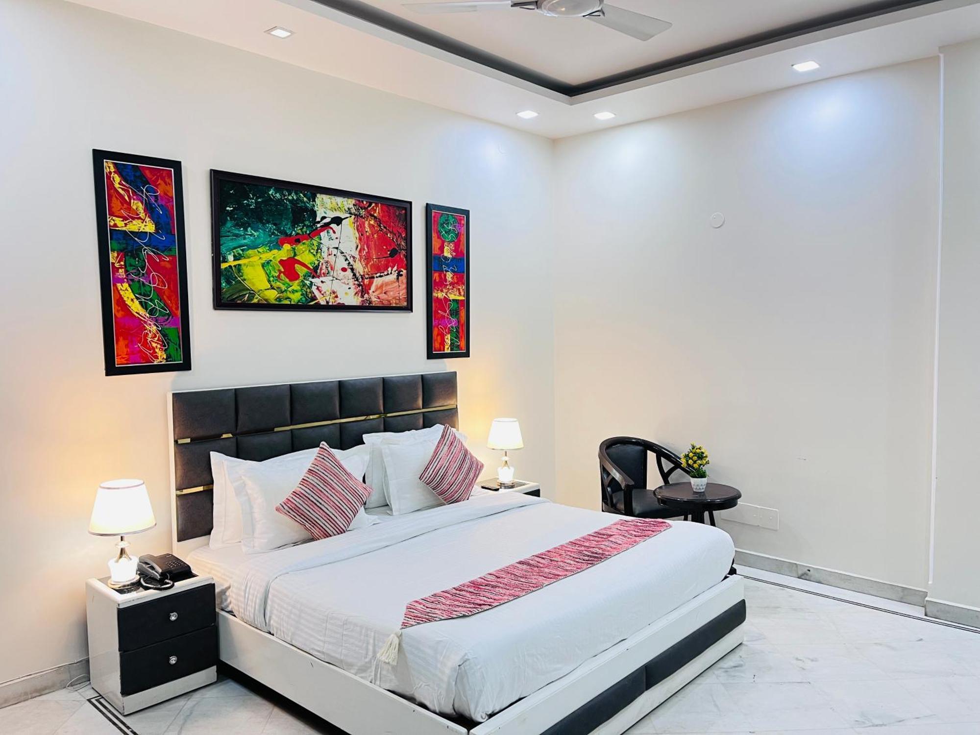 South Inn - Green Park Near Hauz Khas South Delhi Нью-Дели Экстерьер фото