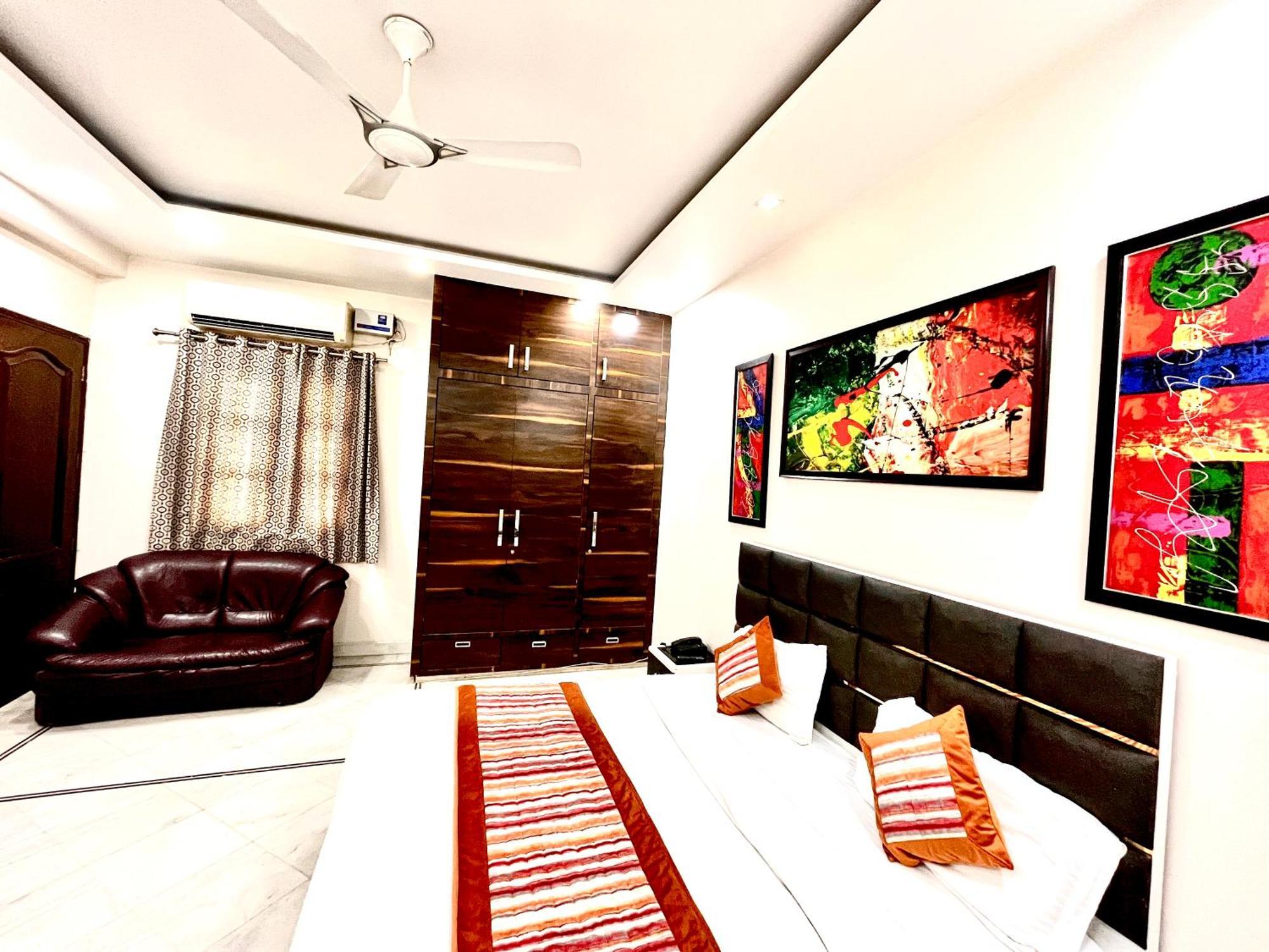 South Inn - Green Park Near Hauz Khas South Delhi Нью-Дели Экстерьер фото