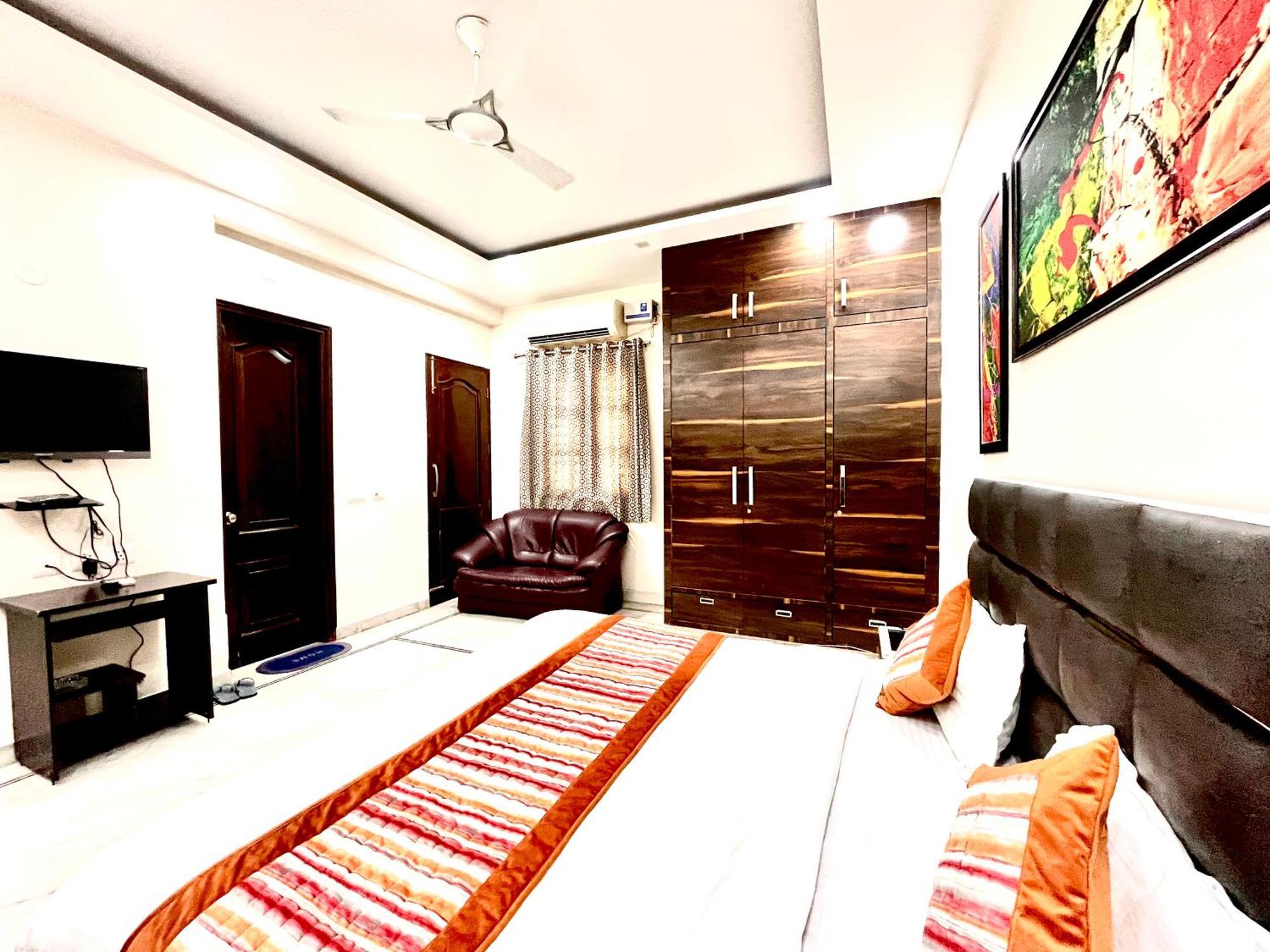 South Inn - Green Park Near Hauz Khas South Delhi Нью-Дели Экстерьер фото