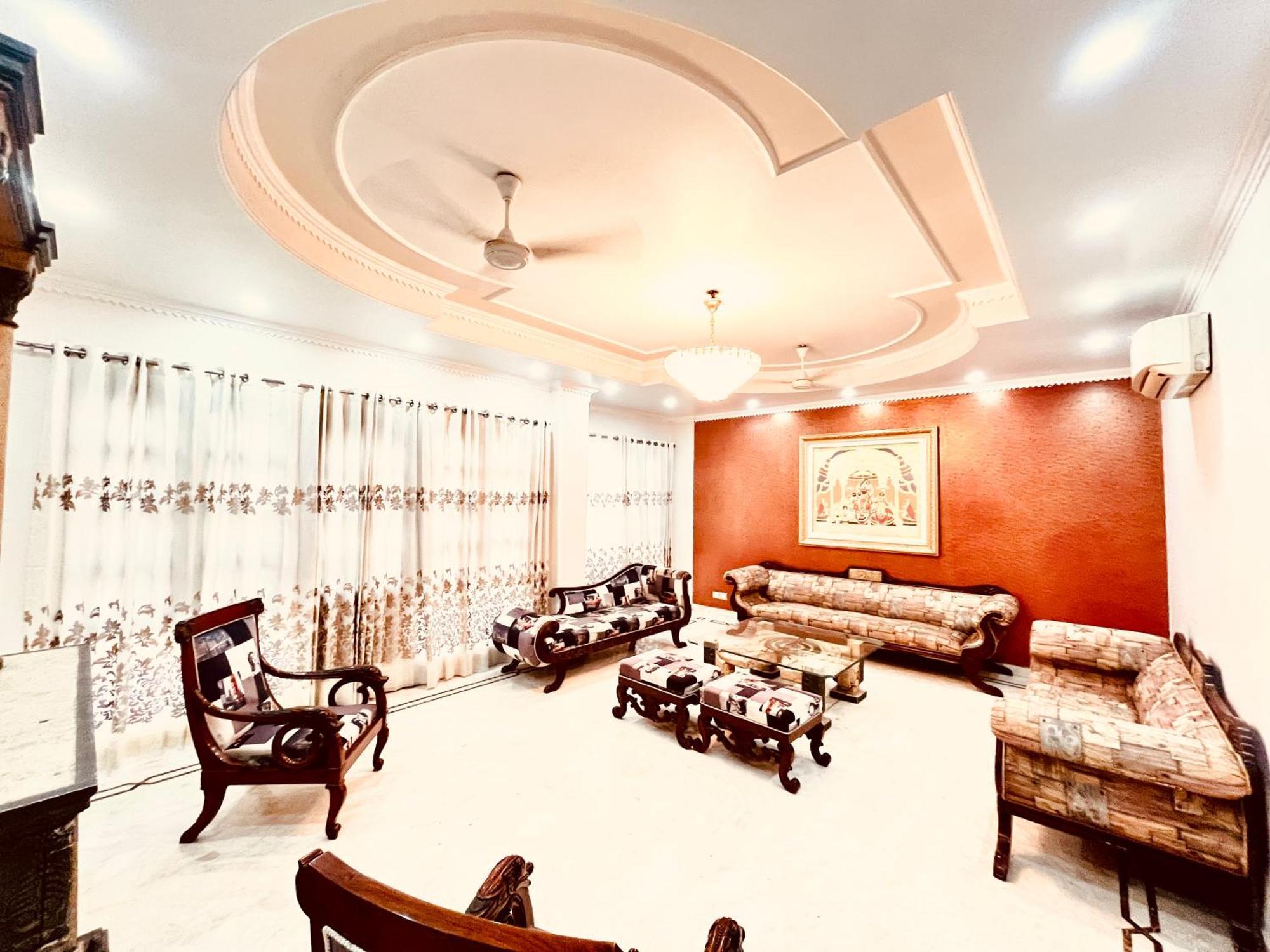 South Inn - Green Park Near Hauz Khas South Delhi Нью-Дели Экстерьер фото