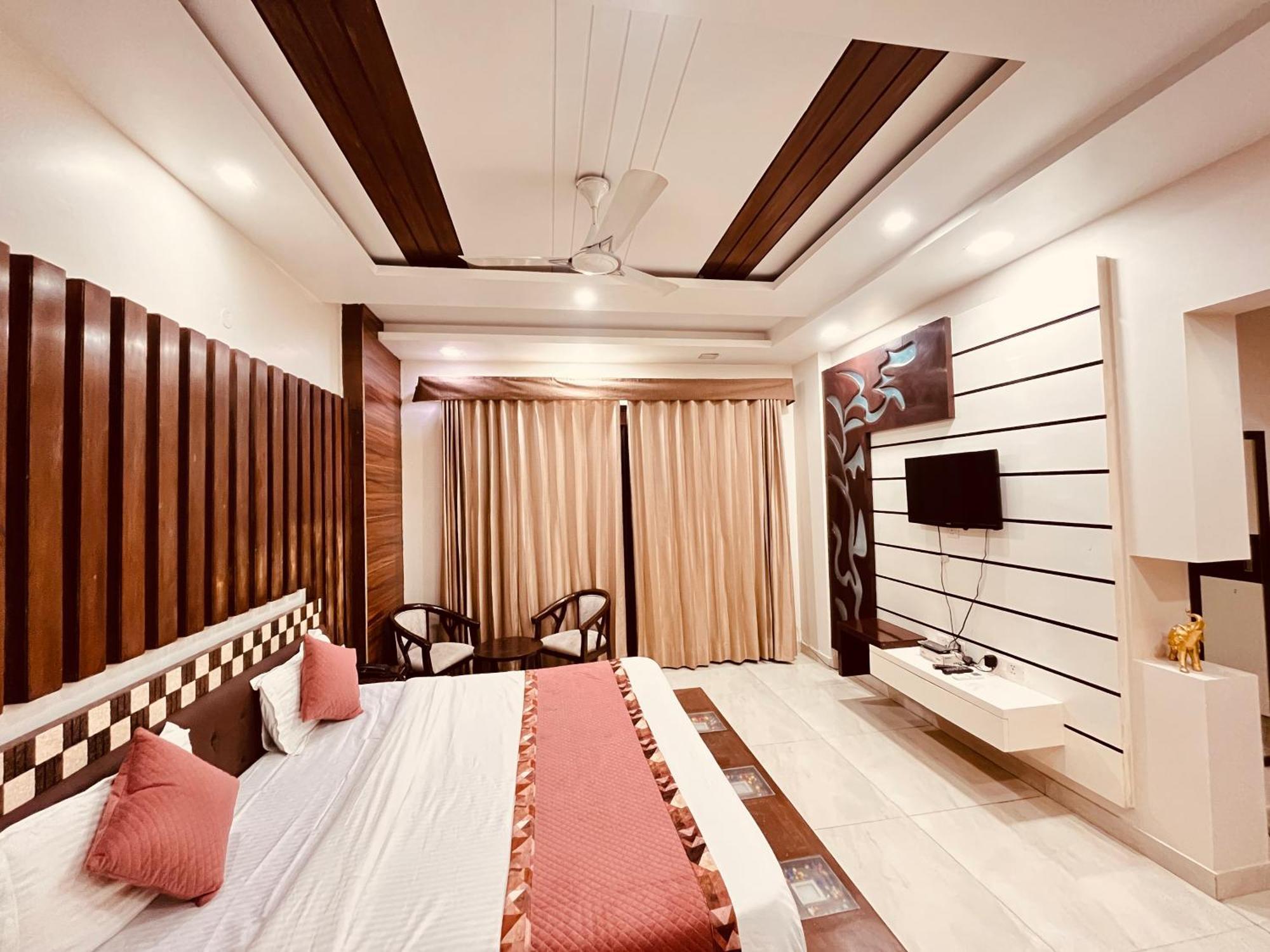 South Inn - Green Park Near Hauz Khas South Delhi Нью-Дели Экстерьер фото