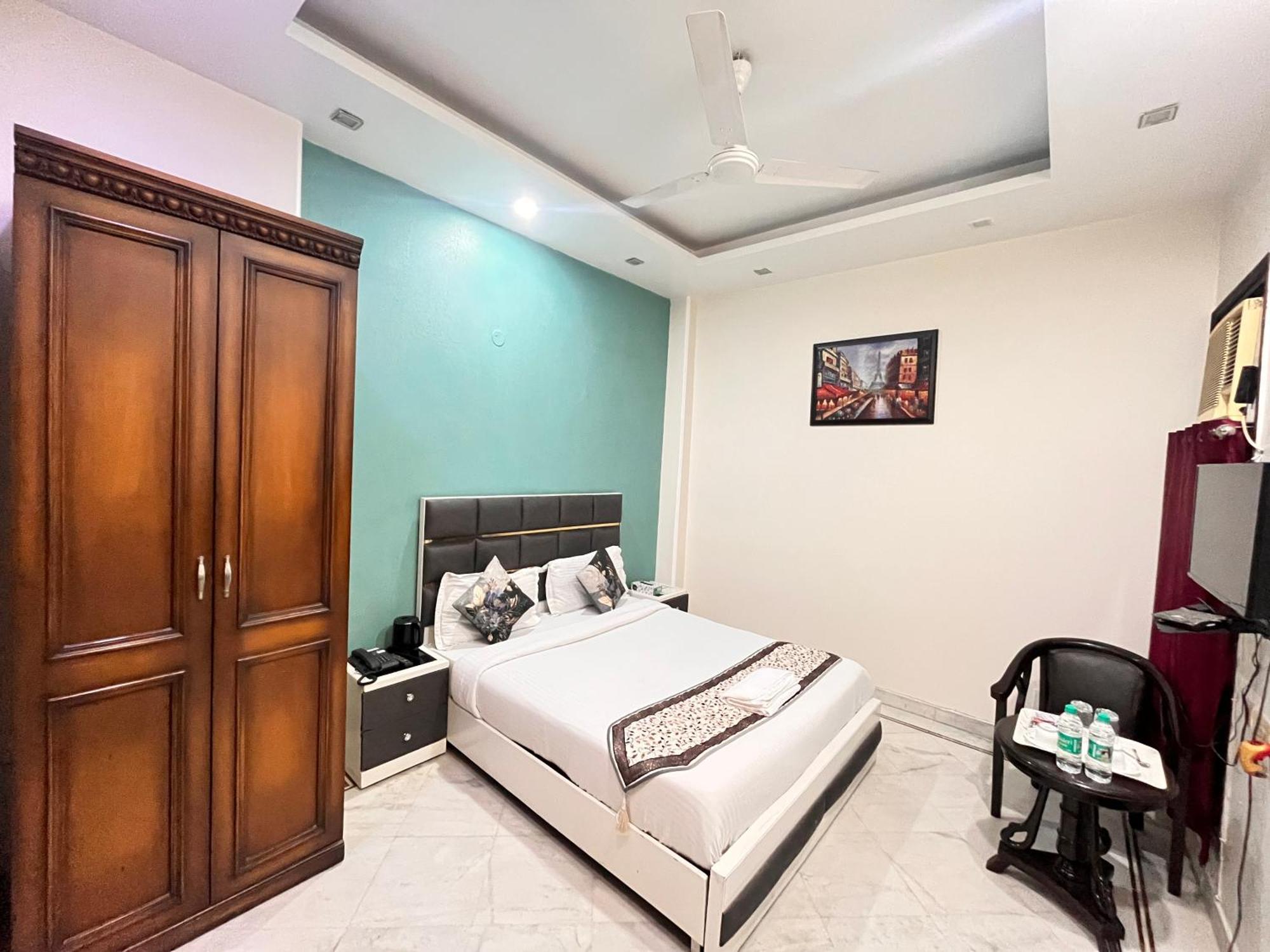 South Inn - Green Park Near Hauz Khas South Delhi Нью-Дели Экстерьер фото